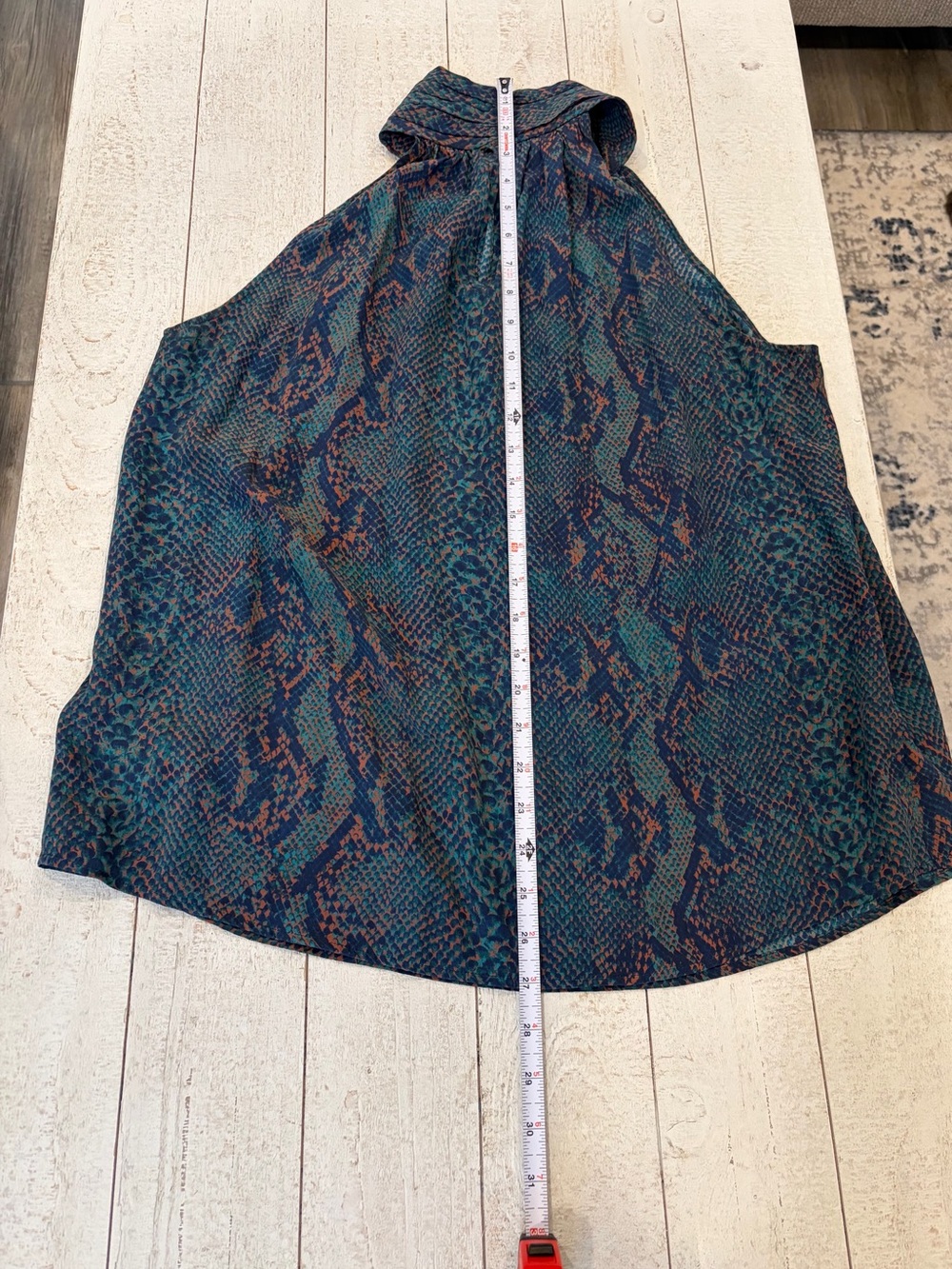 Joie Sleeveless Silk Blouse Snakeskin high neck Career Elegant Chic Business - Picture 7 of 10